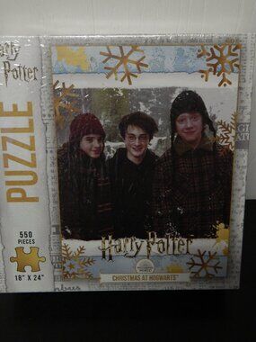 Harry Potter 560pc Jigsaw Puzzle NEW Christmas At Hogwarts